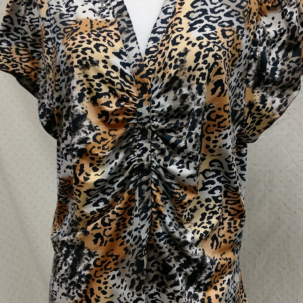 Women's blouse